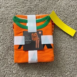 Kids' 2 Piece Halloween Pumpkin Sleep Set Size 8